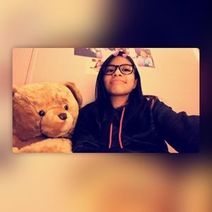 Meet your Posher, Bethzy